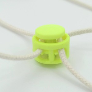 Kulatá brzdička na šňůrku s dvěma otvory | Jimot.cz