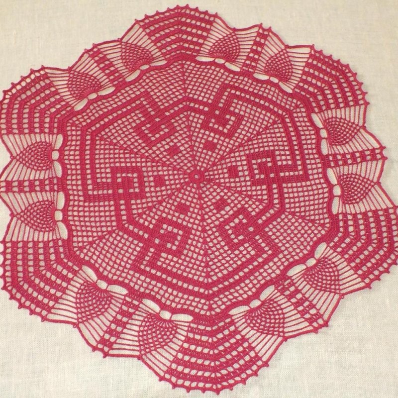 Háčkovaná dečka  42 cm