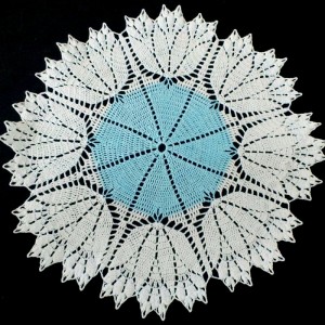 Háčkovaná dečka  31 - 36 cm