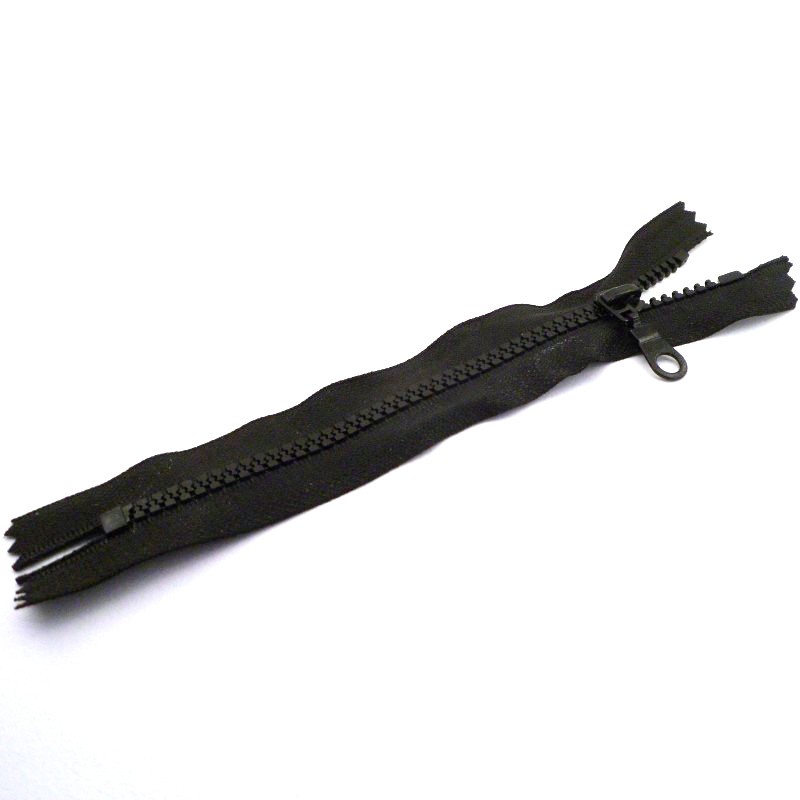 Zip plastový kostěný 5 mm - 18 cm | Jimot.cz