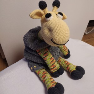 AMÁLKA Giraffe - Pyjama Eater: Creative Crochet Kit | Jimot.cz