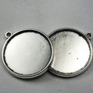 Dwustronna metalowa baza 25 mm do zawieszek | Jimot.cz